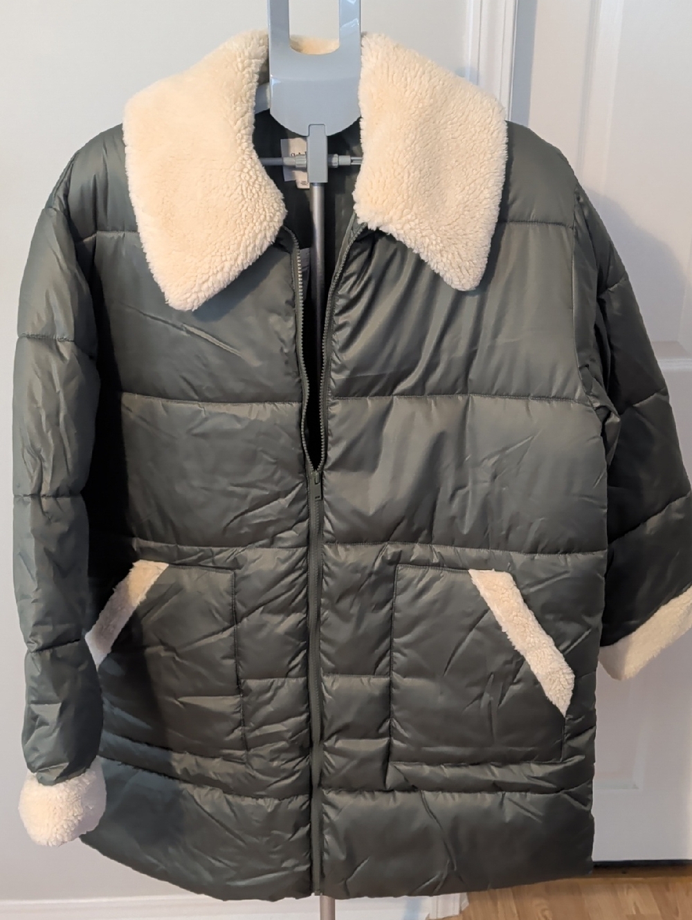 GAP Olive Green Puffer Coat with Cream Faux-Sherpa Trim